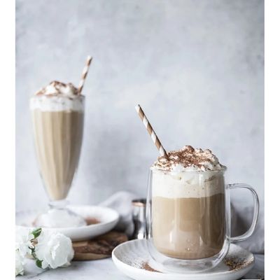 Bequeme kaltwasserlösliche weiße Kaffeekrem mit 35% Fett und 1-4% Protein