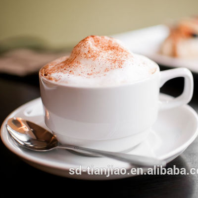 Cappuccino Schaumcreme mit 2-4% Protein bei hohen Standards